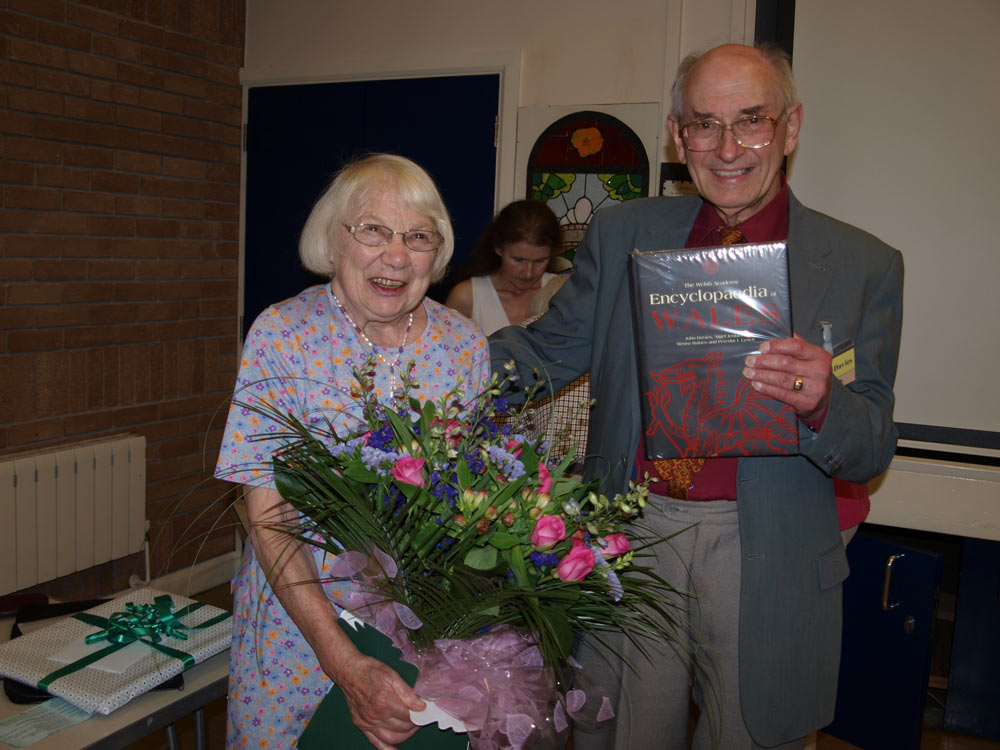  Betty and Barry with their gifts 